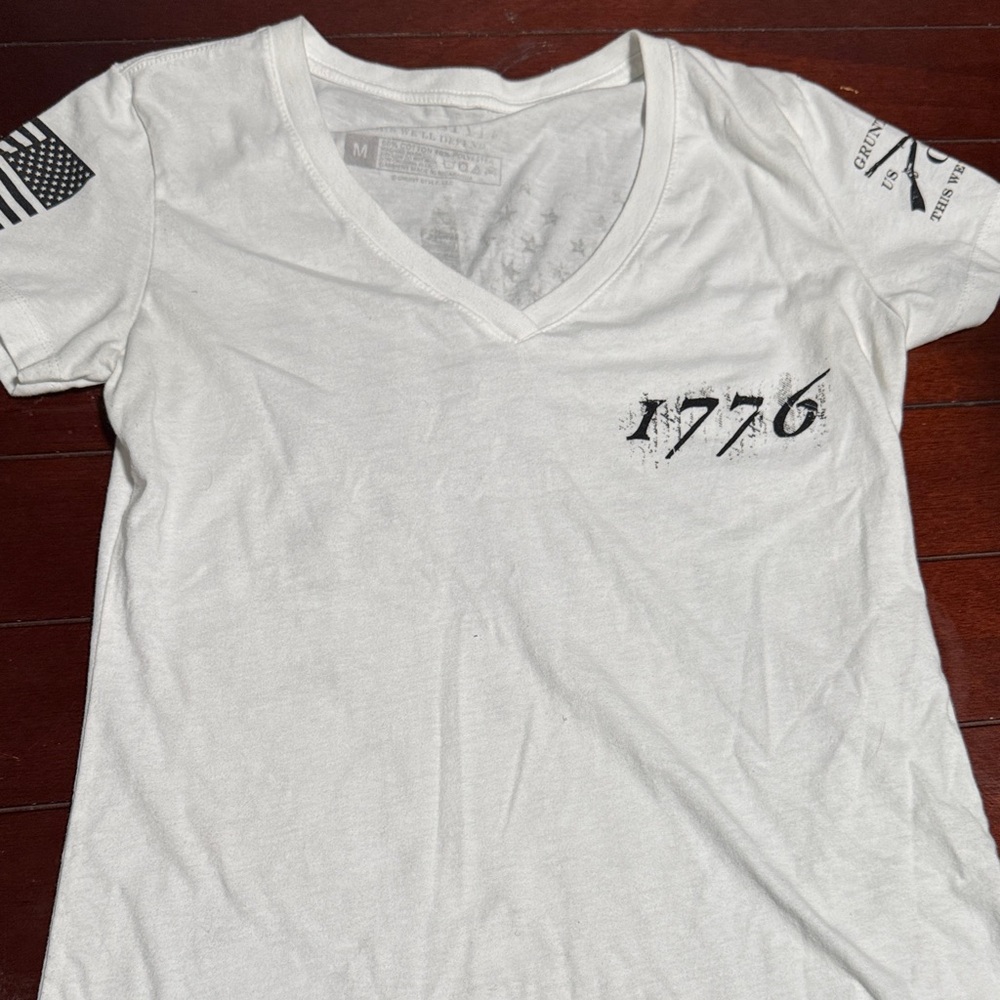 Grunt Style White V-Neck Tee with 1776 Design